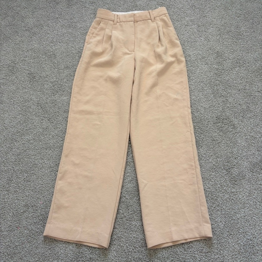 Wilfred Aritzia Effortless Pants Womens 6 Tan Beige Crepette Wide Leg Pleated